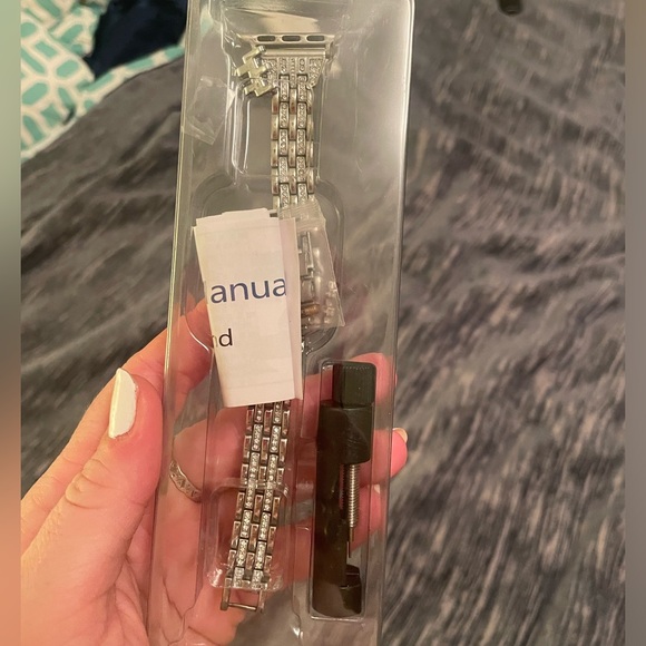 Slim Metal Stainless Steel Silver/Gold Apple Watch Band - adjustable size - NWT - Picture 10 of 12